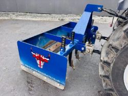 OXDALE BOX GRADER*TO SUIT TRACTOR*