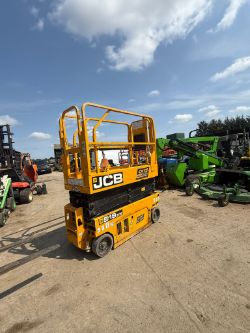 2018 JCB S19-30E SCISSOR LIFT