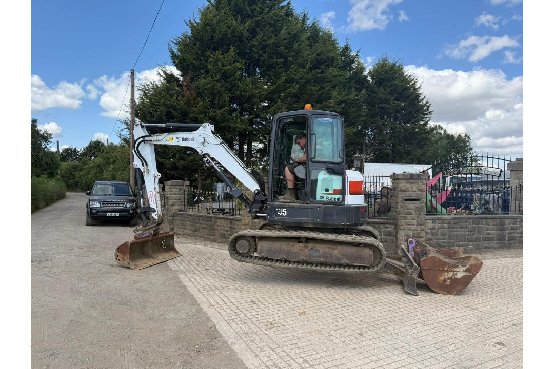 2019 BOBCAT E45 MIDI EXCAVATOR - RUNS AND DRIVES - 2484 HOURS - Image 7 of 22