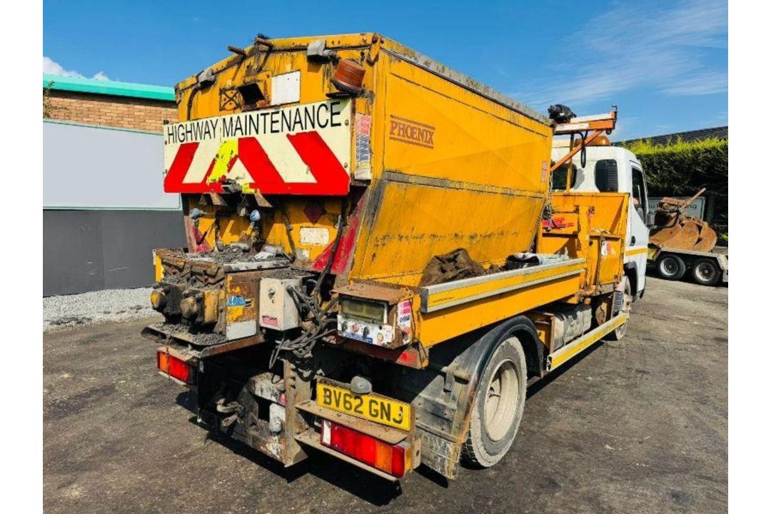 2012 MITSUBISHI FUSO CANTER 7C15 34 HCV *135900 MILES* AUTOMATIC* OPEN TOP ROOF* - Image 5 of 17