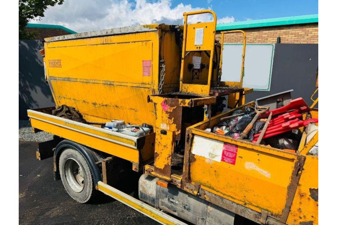 2012 MITSUBISHI FUSO CANTER 7C15 34 HCV *135900 MILES* AUTOMATIC* OPEN TOP ROOF* - Image 7 of 17