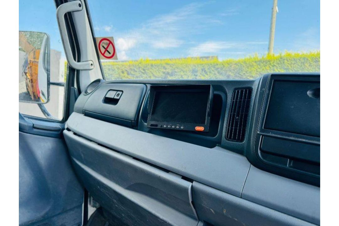2012 MITSUBISHI FUSO CANTER 7C15 34 HCV *135900 MILES* AUTOMATIC* OPEN TOP ROOF* - Image 15 of 17