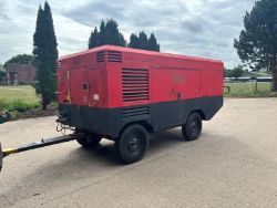 INGERSOLL RAND 12/235 COMPRESSOR - 2007 - 6781 HOURS