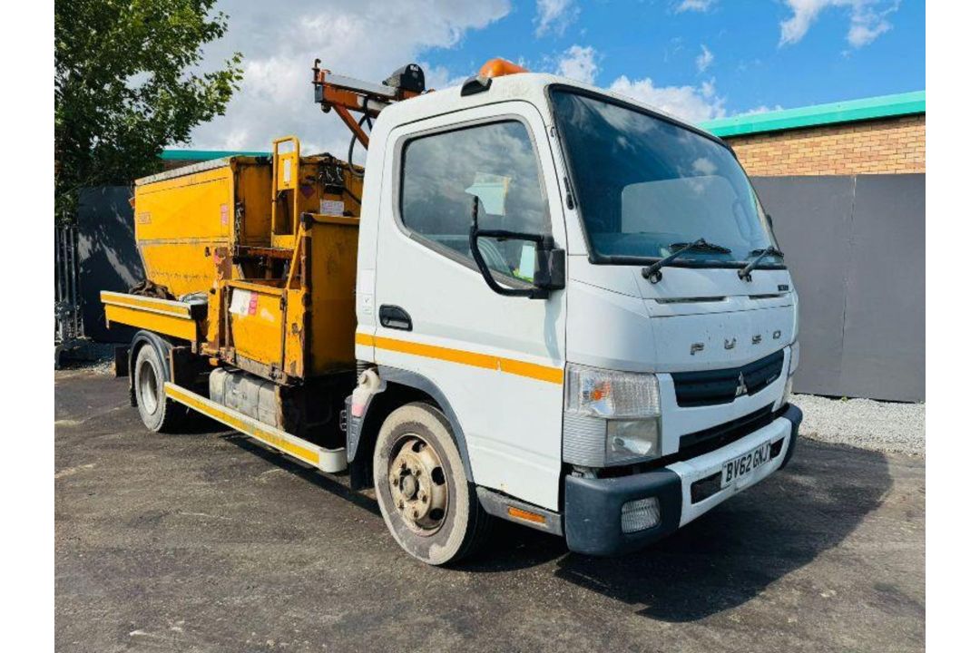 2012 MITSUBISHI FUSO CANTER 7C15 34 HCV *135900 MILES* AUTOMATIC* OPEN TOP ROOF* - Image 10 of 17