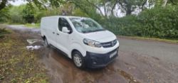 2020 70VAUXHALL VIVARO 2900 DYNAMIC S/S PANEL VAN - 101K MILES - AIR CON - 1 KEY