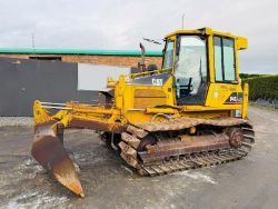 CATERPILLAR D4G LGP DOZER*C/W HYDRAULIC PLOW*