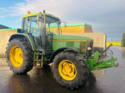 JOHN DEERE 6600 TRACTOR*C/W FRONT & REAR LINKAGE*.