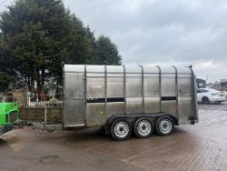 IFOR WILLIAMS TA510G3-14 3.5 TON TRI AXLE CATTLE/SHEEP TWIN DECK LIVESTOCK TRAILER - HIGH SPEC.