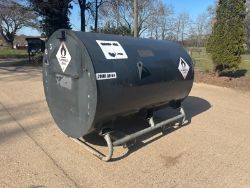 FUEL PROOF SKID MOUNTED TANK *2000L CAPACITY* FLOW METER*