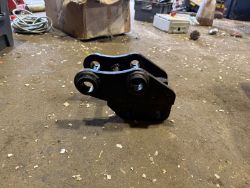 USED JCB MANUAL QUICK HITCH - NO VAT