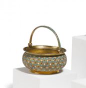 Zuckerschale mit Bügelhenkel & Cloisonnédekor