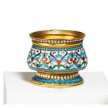 Gebauchtes Salzgefäß mit Cloisonnédekor