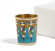 Kleiner Becher mit Cloisonnédekor