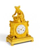 Pendule mit einem Nest der Liebesgötter