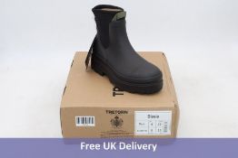 Tretorn Blasia Chelsea Boots, Black, UK 6. Box damaged