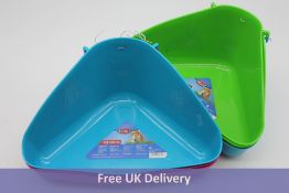 Twelve Trixie Small Plastic Animal Corner Litter Toilets, 36cm x 21cm x 30cm