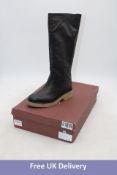 Leonardo Principi Leather Boots, Black/Gum, EU 39. Box damaged