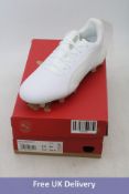 Puma King Ultimate Football Boots, White/Silver, UK 6.5. Box damaged