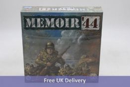 Memoir '44 Day's of Wonder World War II D-Day Board Game