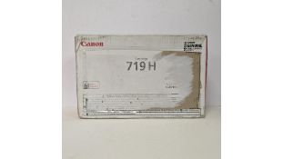 Canon 719H Cartridge. Box damaged