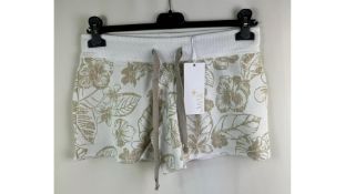 Juvia Loungewear Short Shorts, White/ Camel, Size S