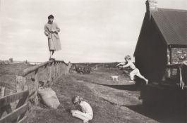 Linda McCartney. Paul, Stella and James, Scotland. 1982
