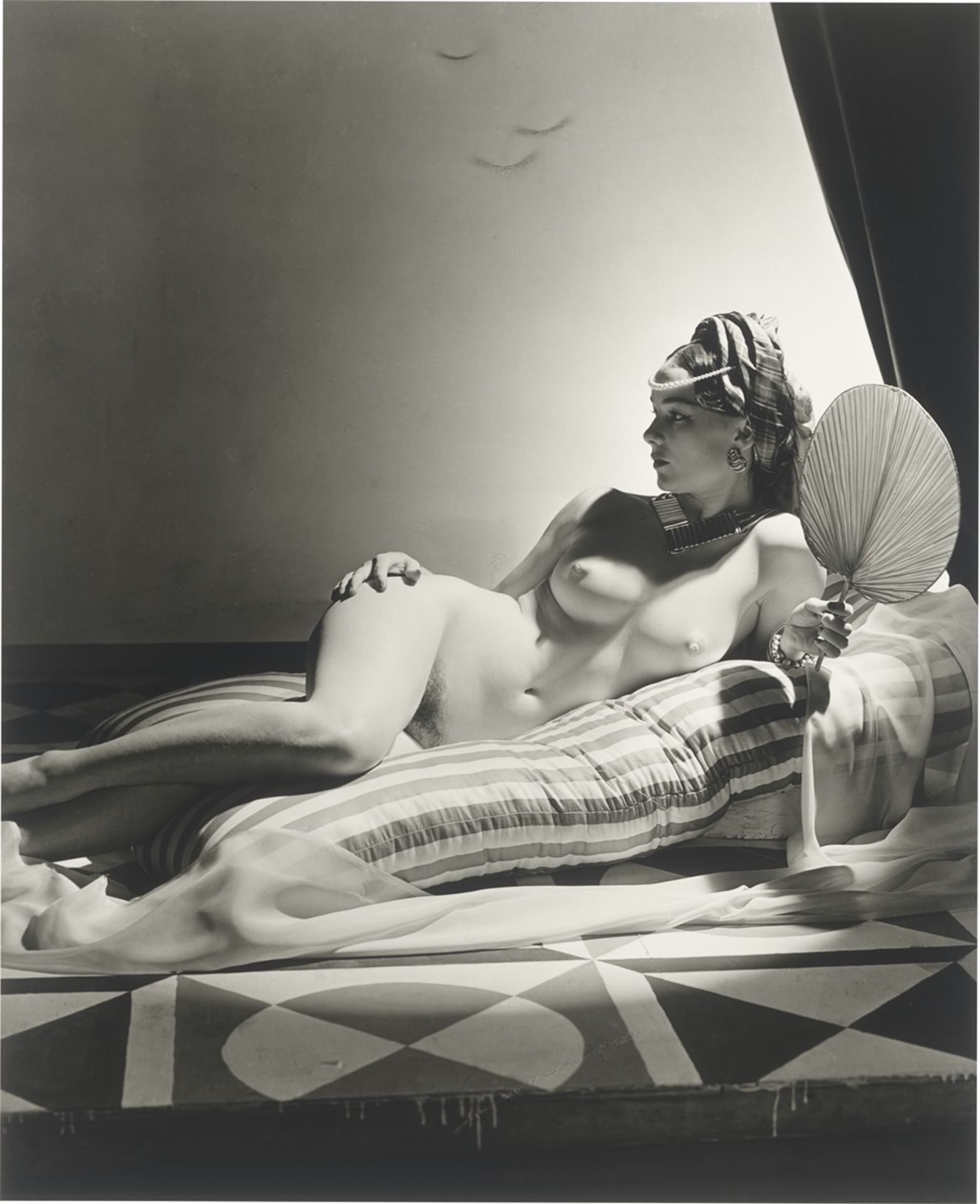 Horst P. Horst (d.i. Horst Paul Albert Bohrmann). Odalisque I, New York. 1943