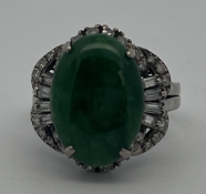 18ct Gold Mid 20th Century Jadeite Jade and Diamond Ring