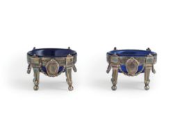 COPPIA DI SALIERE IN ARGENTO E VETRO, PARIGI, 1775