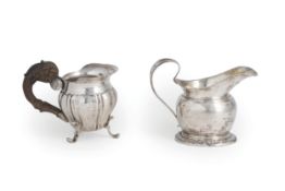 DUE LATTIERE IN ARGENTO, XIX SECOLO