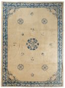 TAPPETO CINESE, PECHINO, CIRCA 1900