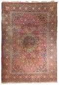 GRANDE TAPPETO DECORATIVO PERSIANO DI ISFAHAN, CIRCA 1940