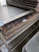 +VAT Approx. 25 45x77cm flat bakers oven trays