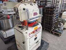 +VAT Record bun divider moulder (3 phase electric)