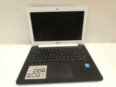 +VAT ASUS Chromebook C300S laptop