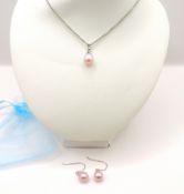 Sterling Silver Pink Cultured Pearl Necklace and Earring New With Gift Pouch
