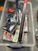 Lot To Contain 8 Assorted Automotive: Fit, Febi, Bosch, Valeo & More/230654