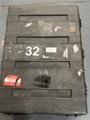 Peli 1730 case - missing one handle and a spilt to 1 end