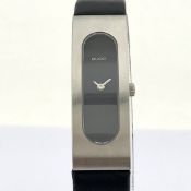 Gucci / 2400S - (Unworn) Lady's Steel Wristwatch