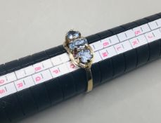 Vintage 9ct Gold Aquamarine 3 Stone Trilogy Ring UK N US 7 EU 54 W2g