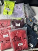 18x Mixed Clothing Items To Include Cycling Jerseys, Etc