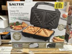 Salter Deep Fill Sandwhich Toaster. Est £30 - Grade U