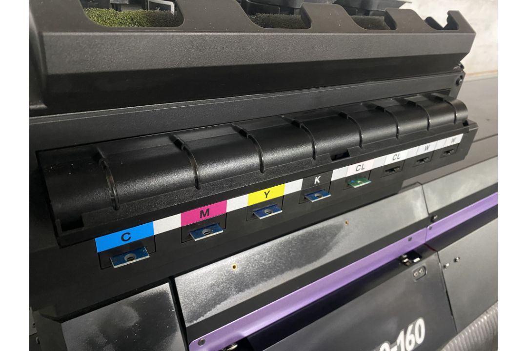 Mimaki UCJV300-160 Dual Head Roll to Roll UV Printer - Image 3 of 3