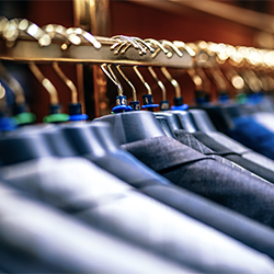 Trader Lots of Clothing & Fashion Items | Collective Auction