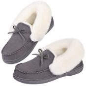 10 x HomeIdeas Grey Fur Trim Slippers - New - RRP £249.90