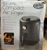 Quest 2.3L Compact Air Fryer. Est £40 - Grade U