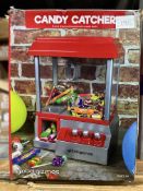 Global Gizmos Candy Grabber. Est £20 - Grade U