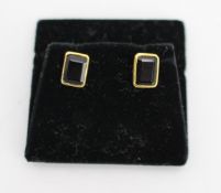 Pair of Vintage 9ct Gold Jet Ear Studs