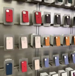 No Reserve | High Quality Tech Accessories to include | Mobile Phone Cases | Bags | Leather Cases | Ideal Of Sweden | For Samsung + Apple | Huge Resale Opportunity