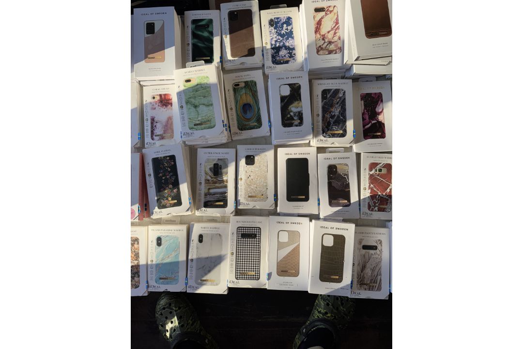 Job Lot 50 x Ideal of Sweden Apple & Samsung High Quality Mobile Phone Cases RRP £1500 - Image 3 of 8